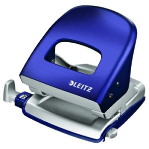 Dziurkacz duży metalowy Leitz, 10 lat gwarancji, 30 kartek, fioletowy